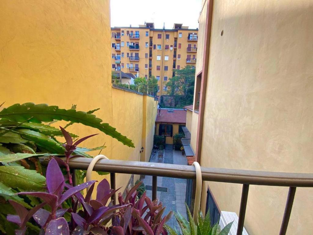 米兰Conte Rosso House, Con Doppia Terrazza In Coorte Tranquilla A Due Passi Da Stazione E Metropolitana Lambrate公寓 外观 照片